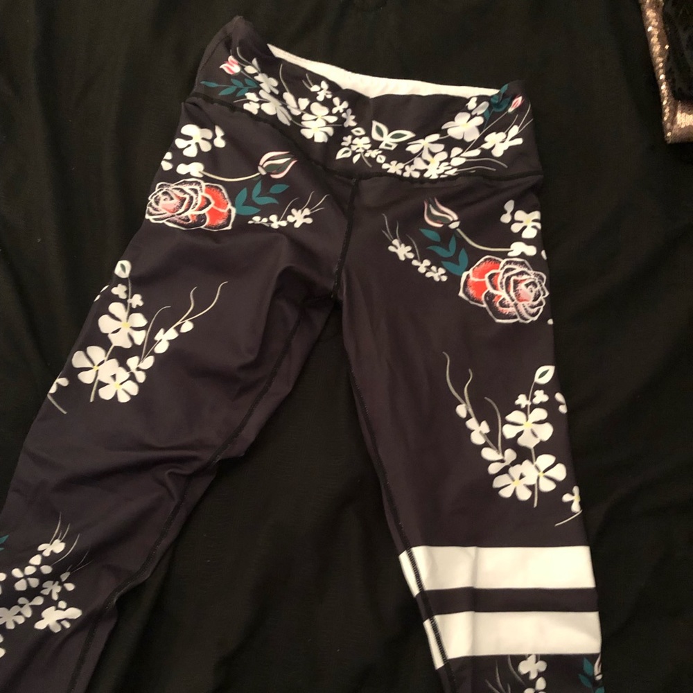 Athletic leggings